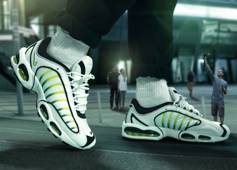 Nike air max outlet tailwind 4 white volt